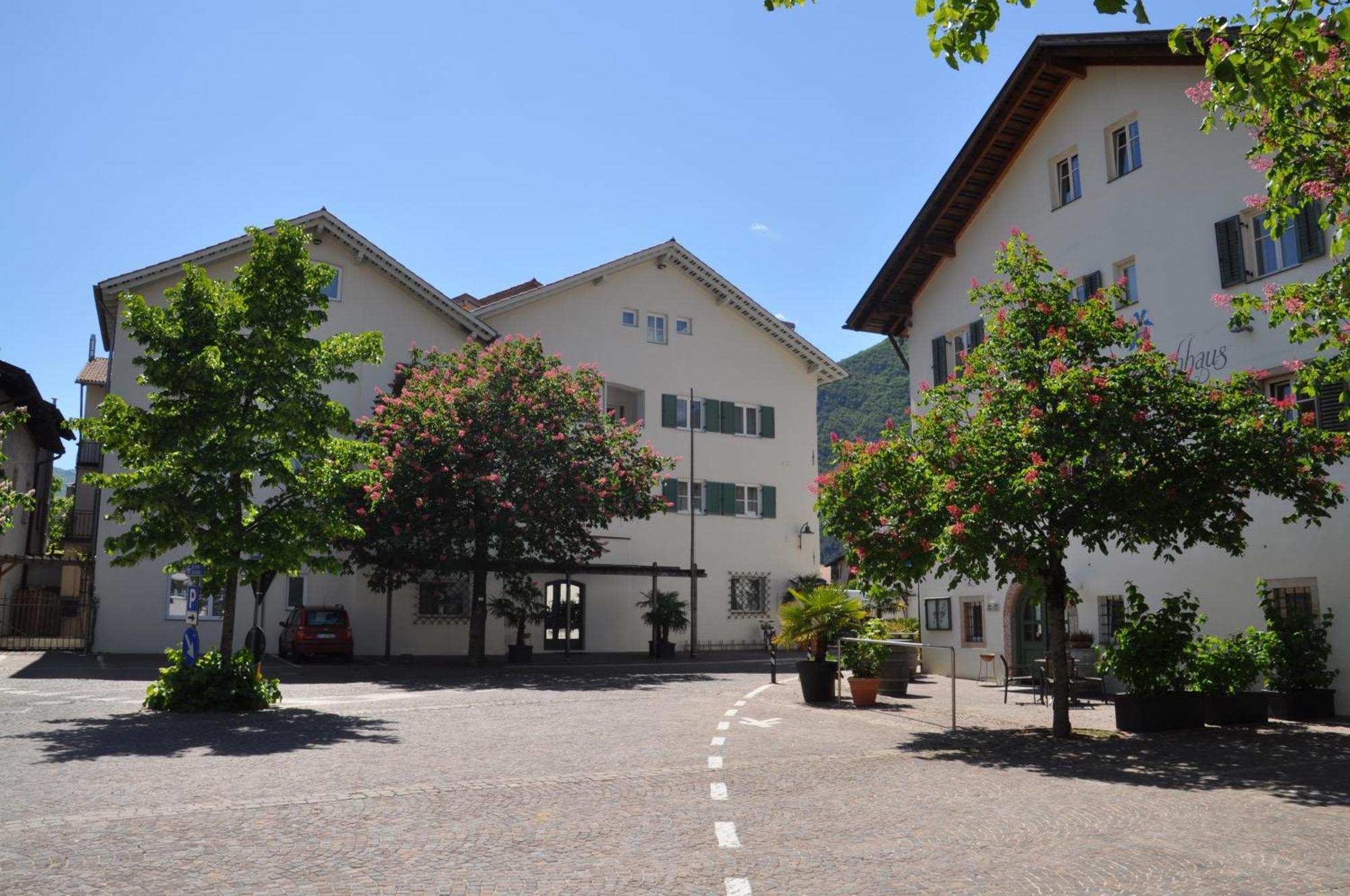 Hotel Teutschhaus 코르티나 술라 스트라다 델 비노 외부 사진
