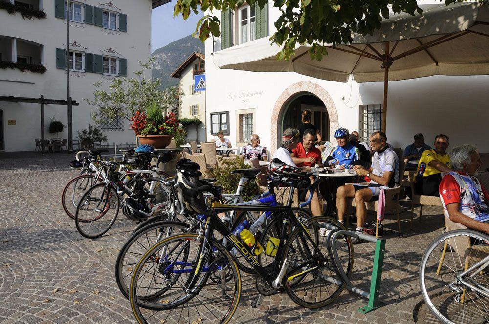Hotel Teutschhaus 코르티나 술라 스트라다 델 비노 외부 사진